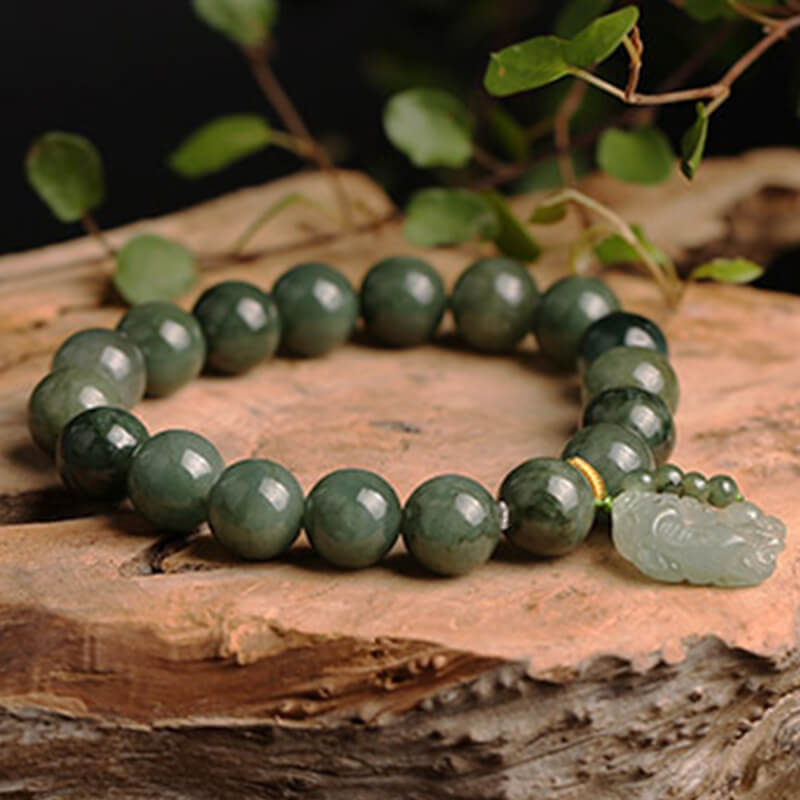 Green jade bracelet, pixiu bracelet - Invite Wealth & Calming Energies